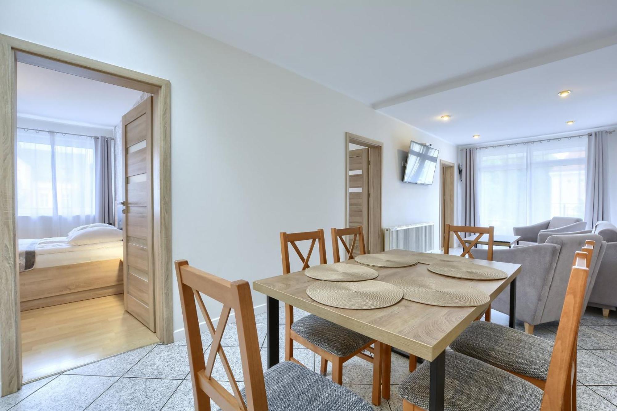 Apartamenty Rodzinne Zdrojowe Kudowa-Zdrój Buitenkant foto